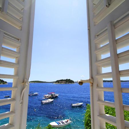 Seafront Rooms Hvar Town Luaran gambar