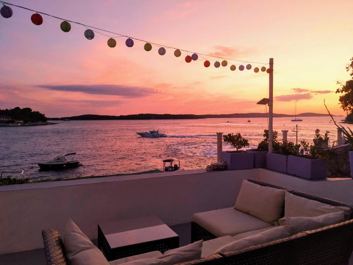Seafront Rooms Hvar Town Luaran gambar